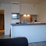 Apartamento Modern, Gezellig Met Ruim Terras En Garage In