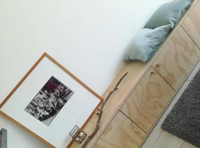 Modern, Gezellig Met Ruim Terras En Garage In Apartment *