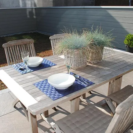 Apartment Modern, Gezellig Met Ruim Terras En Garage In